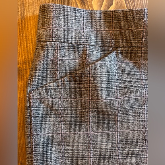 Tahari Plaid Crop Dress Pant Size 10 - Picture 2 of 4